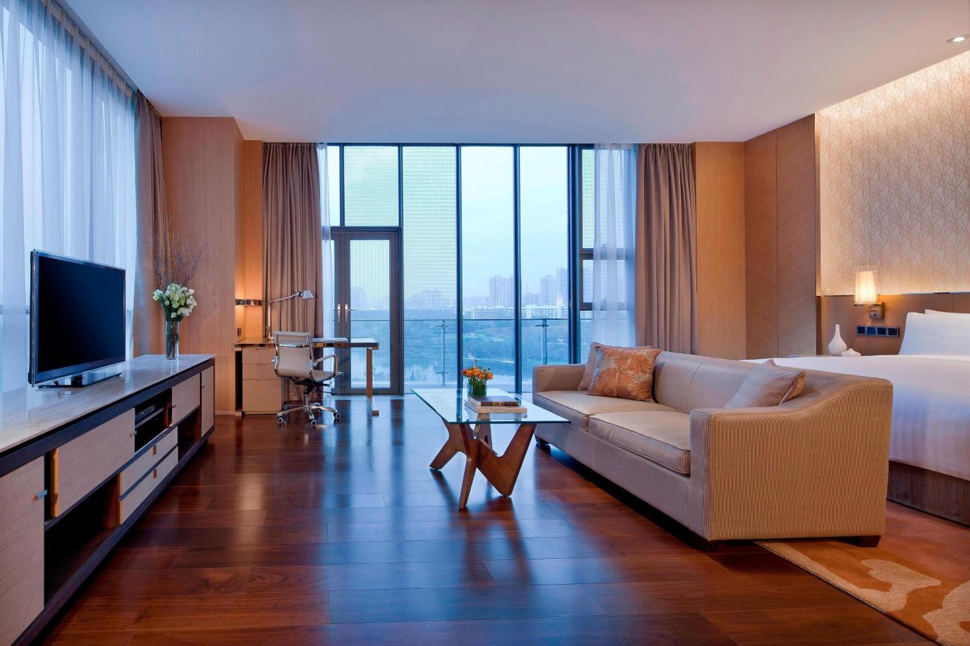 The Oct Harbour, Shenzhen - Marriott Executive Apartments Bagian luar foto